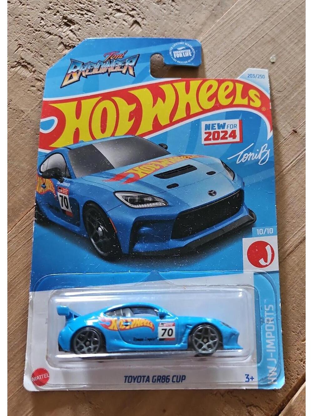 Hot wheels blue Toyota gr86 cup hw j-imports series 10 of 10 toni breidinger